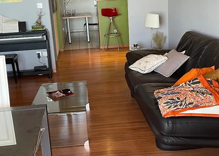 Apartment Sanguinaires F3 *